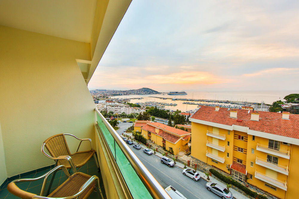 Marina 4* Kuşadası